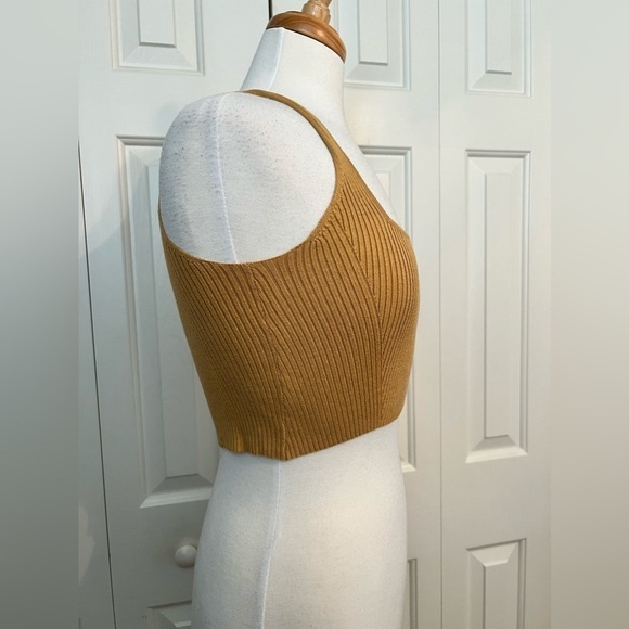 NWT LITA by Ciara Iced Coffee Ribbed Crop Top Size Medium - Picture 8 of 11